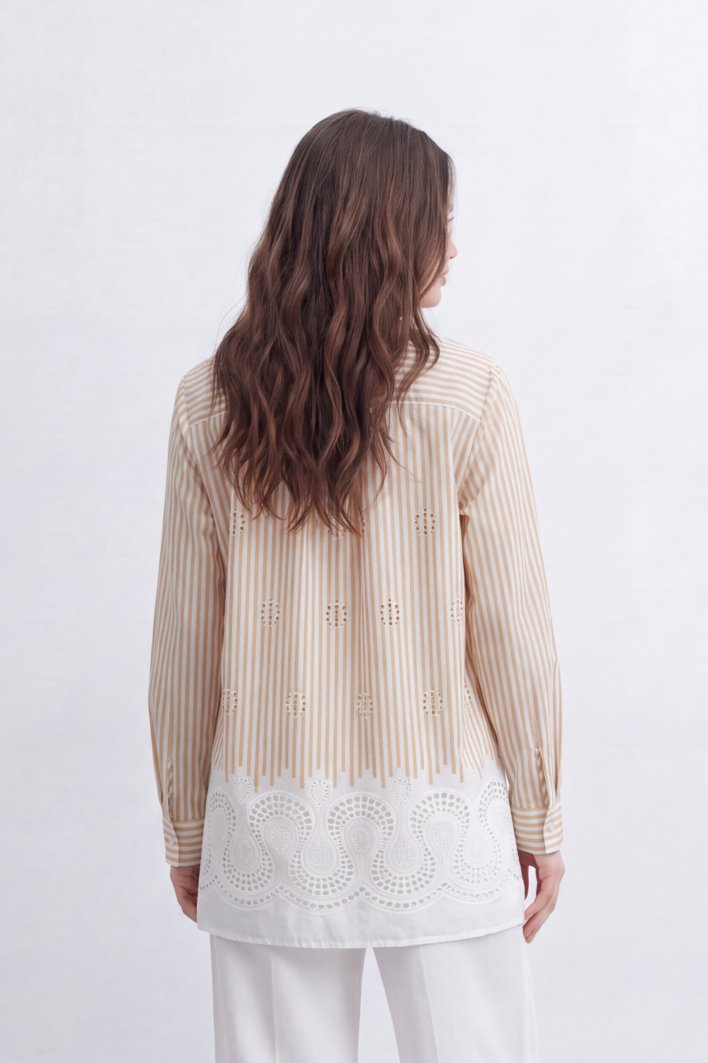 Women’s Tomato Store Stripe Lace Border Blouse Vertical Line Print Meets Cutwork Hem Artwork With Small Stud Embroidery Detail