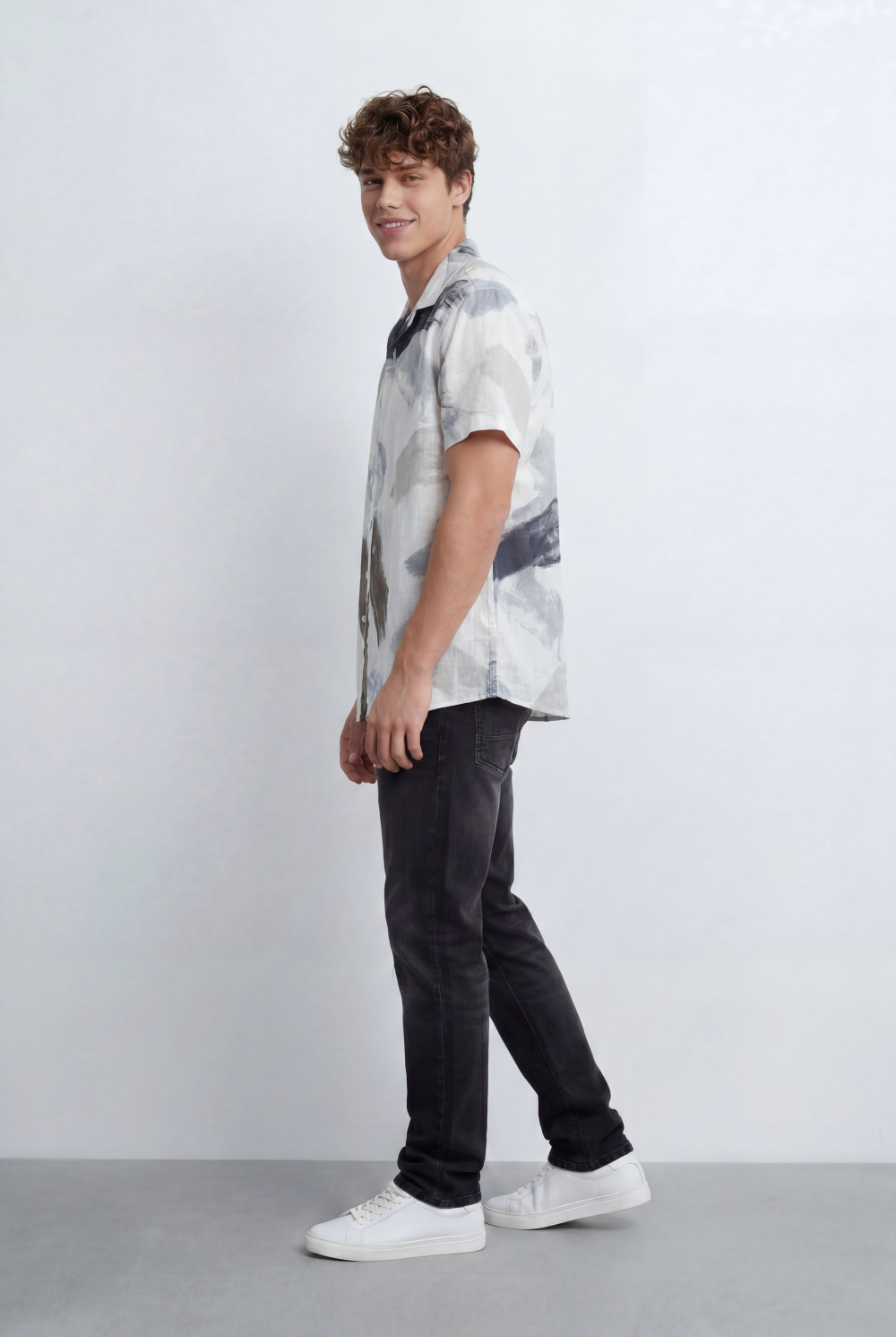 Men’s Tomato Store Printed Resort Shirt Featuring All Over Abstract Brushstroke Pattern