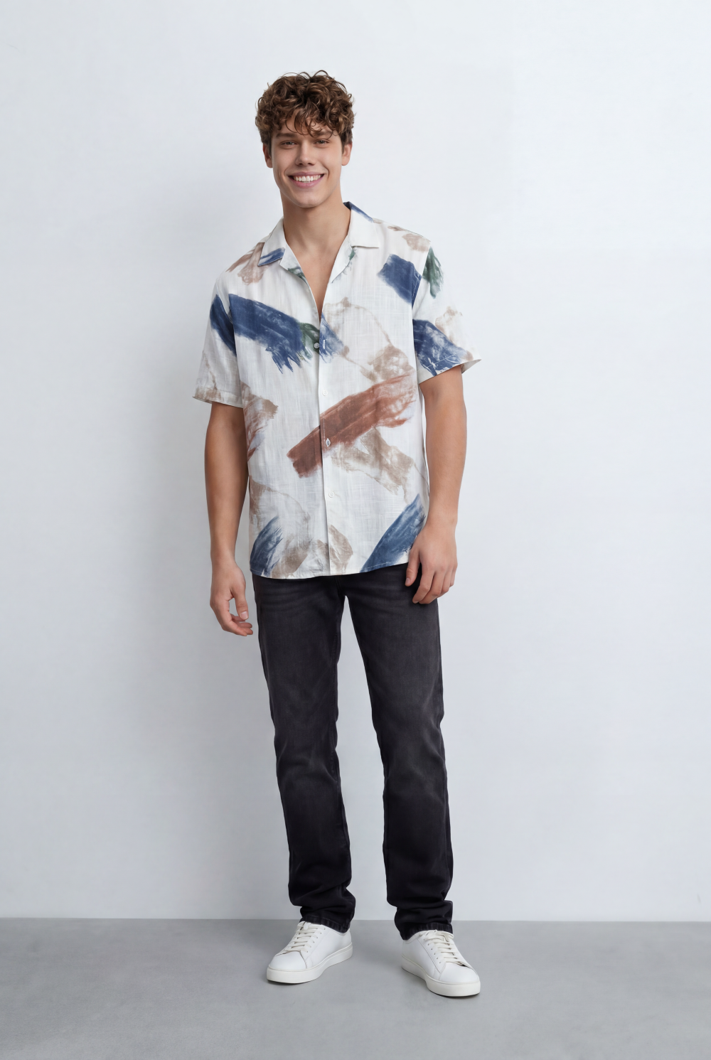 Men’s Tomato Store Printed Resort Shirt Featuring All Over Abstract Brushstroke Pattern