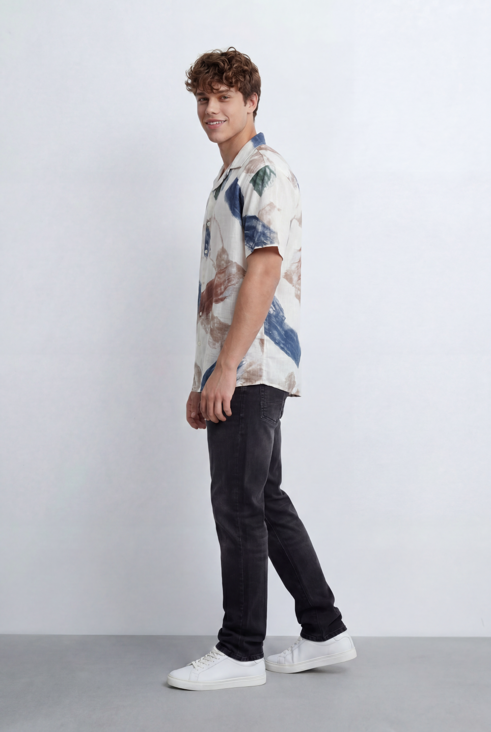 Men’s Tomato Store Printed Resort Shirt Featuring All Over Abstract Brushstroke Pattern