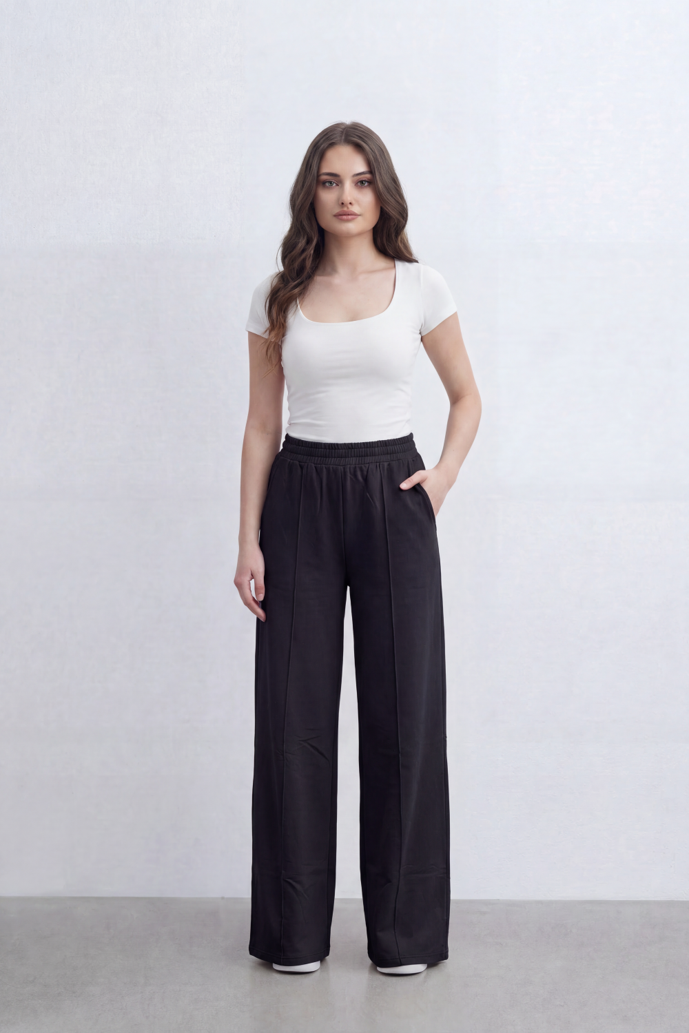 Women’s Tomato Store Soft Column Wide Linen Pants Clean Brushed Surface Defined By Vertical Pintuck Lines