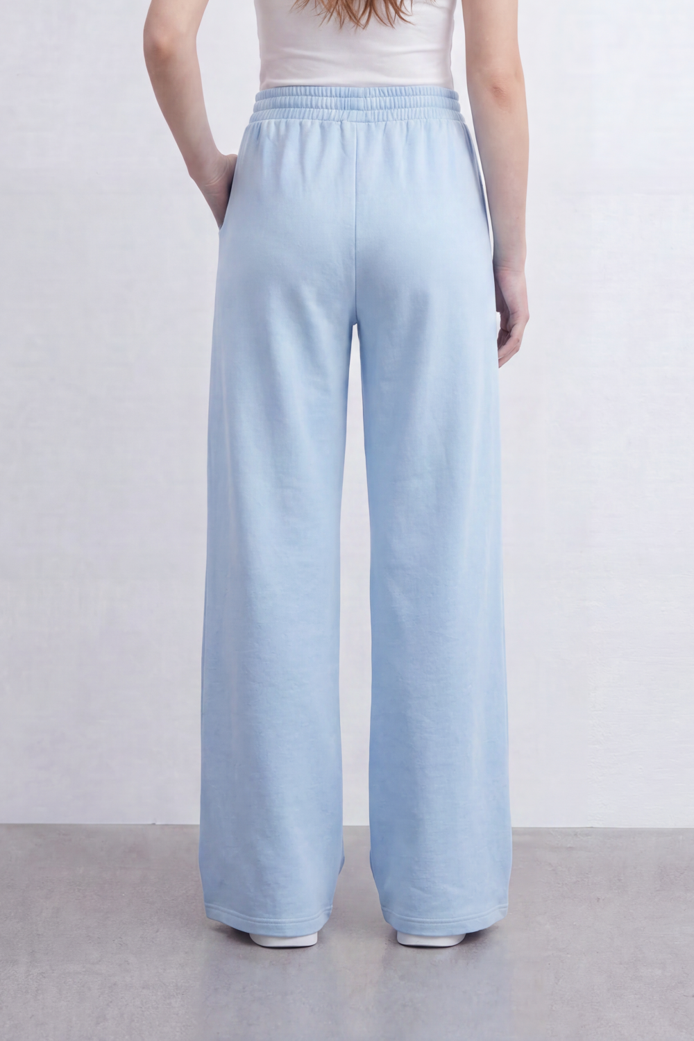 Women’s Tomato Store Soft Column Wide Linen Pants Clean Brushed Surface Defined By Vertical Pintuck Lines