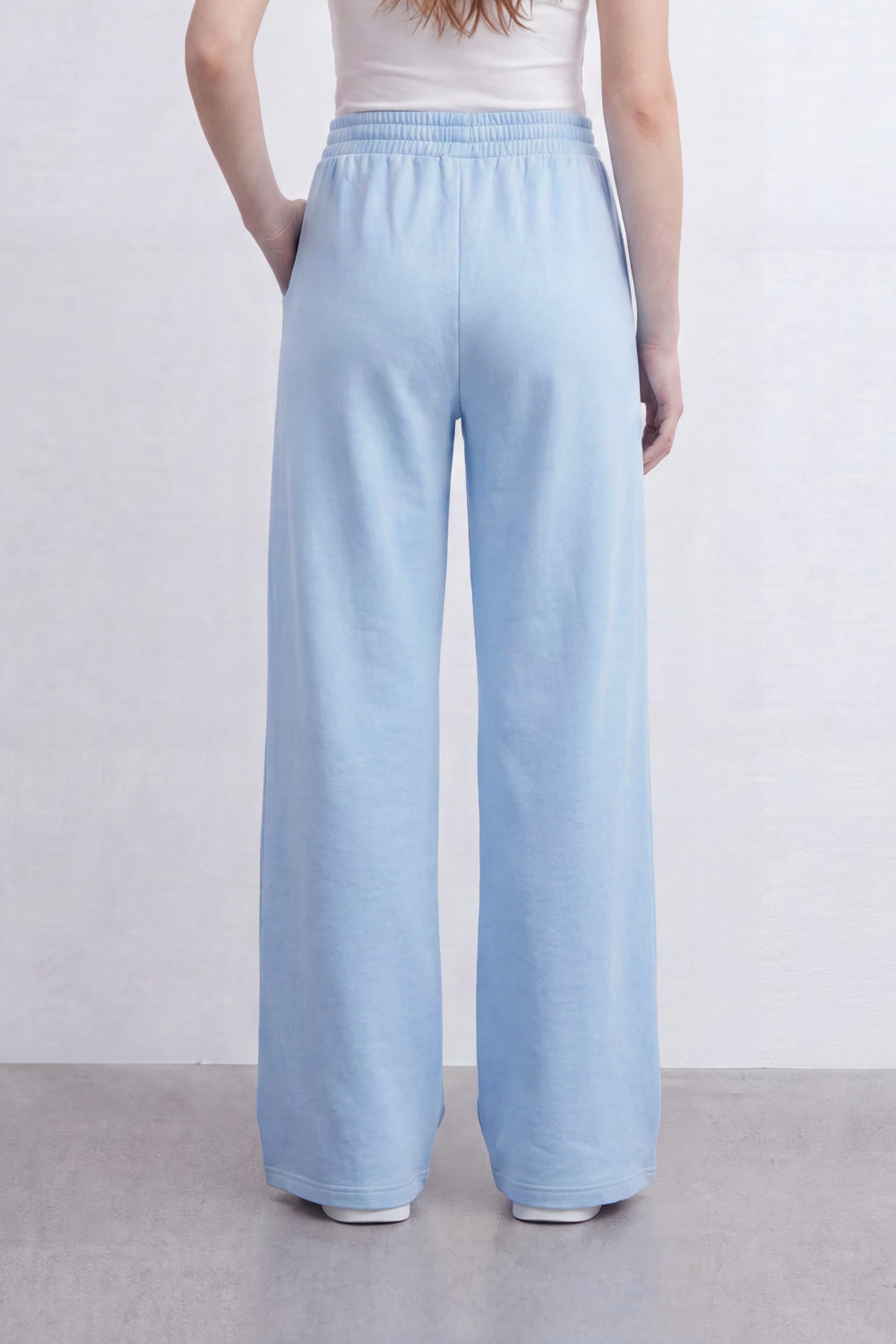 Women’s Tomato Store Soft Column Wide Linen Pants Clean Brushed Surface Defined By Vertical Pintuck Lines