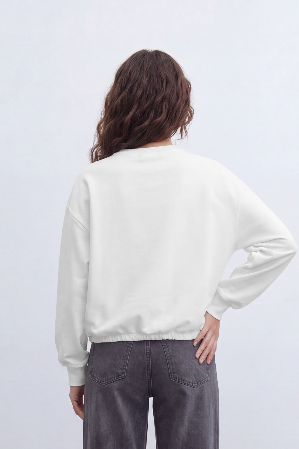 Women’s Tomato Store Bonjour Patch T-Shirt Centered Script Label Detail Smooth Plain Surface Relaxed