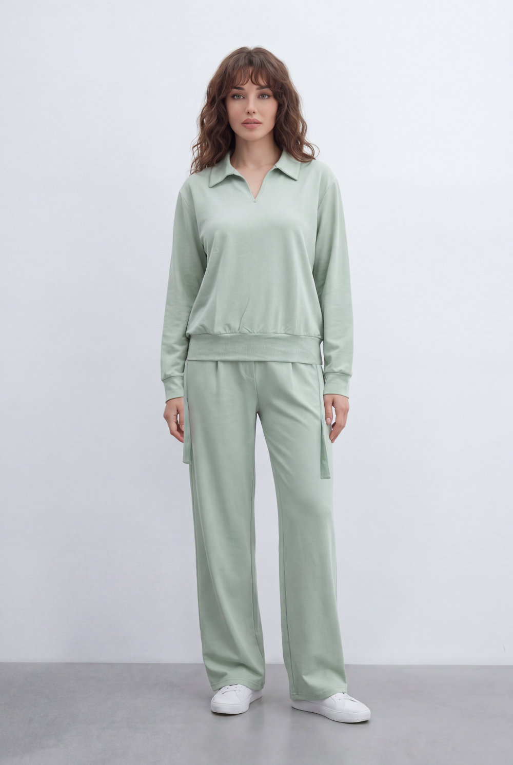 Women’s Tomato Store Set Collared Top Basic Outfit