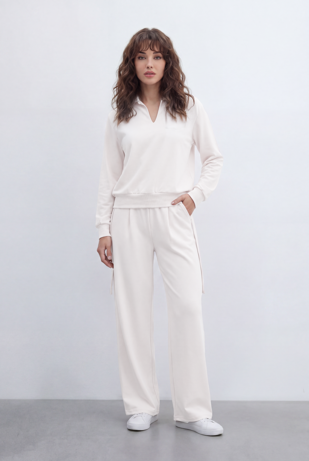 Women’s Tomato Store Set Collared Top Basic Outfit