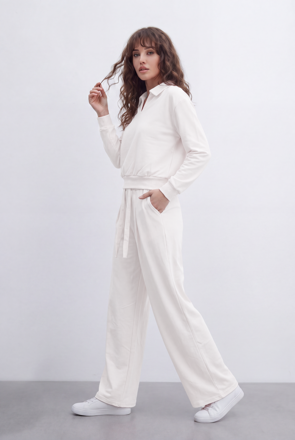 Women’s Tomato Store Set Collared Top Basic Outfit