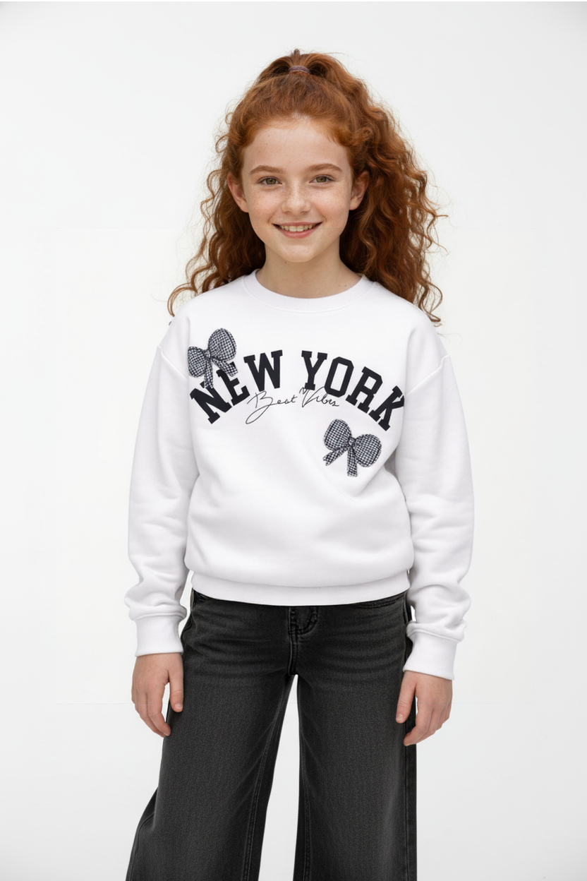 Girl’s Slim Fit Melton Round Neck Front Print Sweatshirt