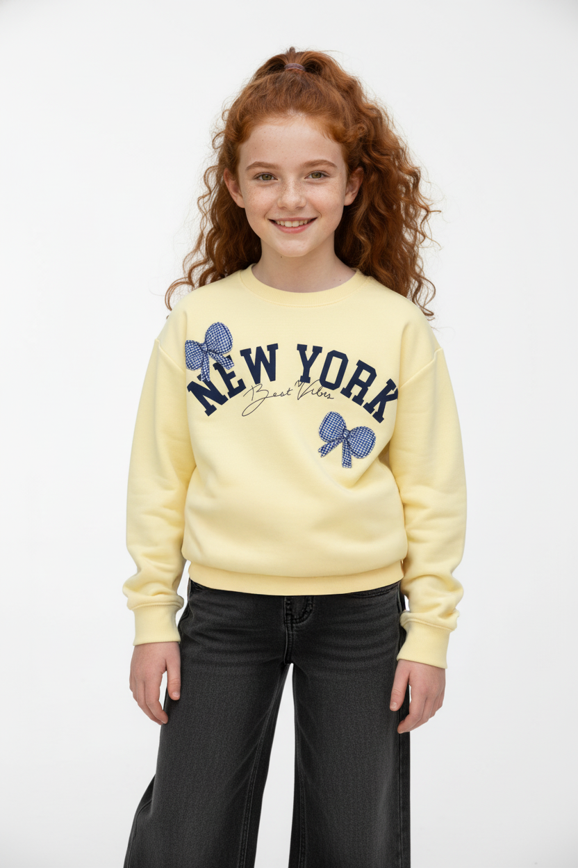 Girl’s Slim Fit Melton Round Neck Front Print Sweatshirt