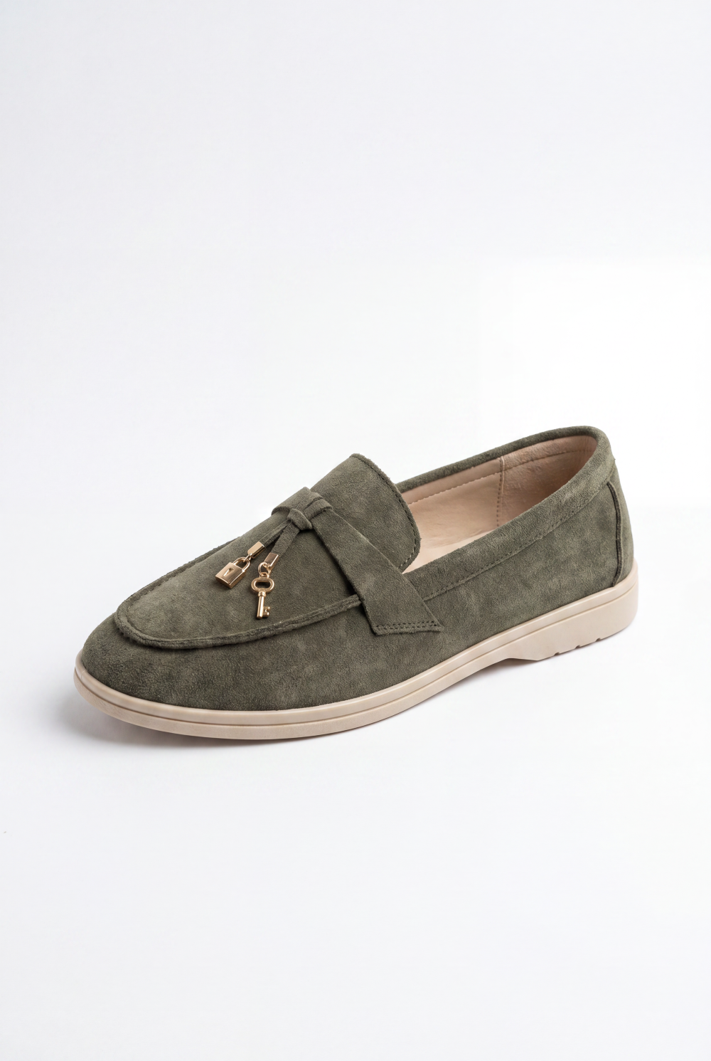 Women’s Tomato Store Loafers Featuring  Refined Slip On Design Shoes