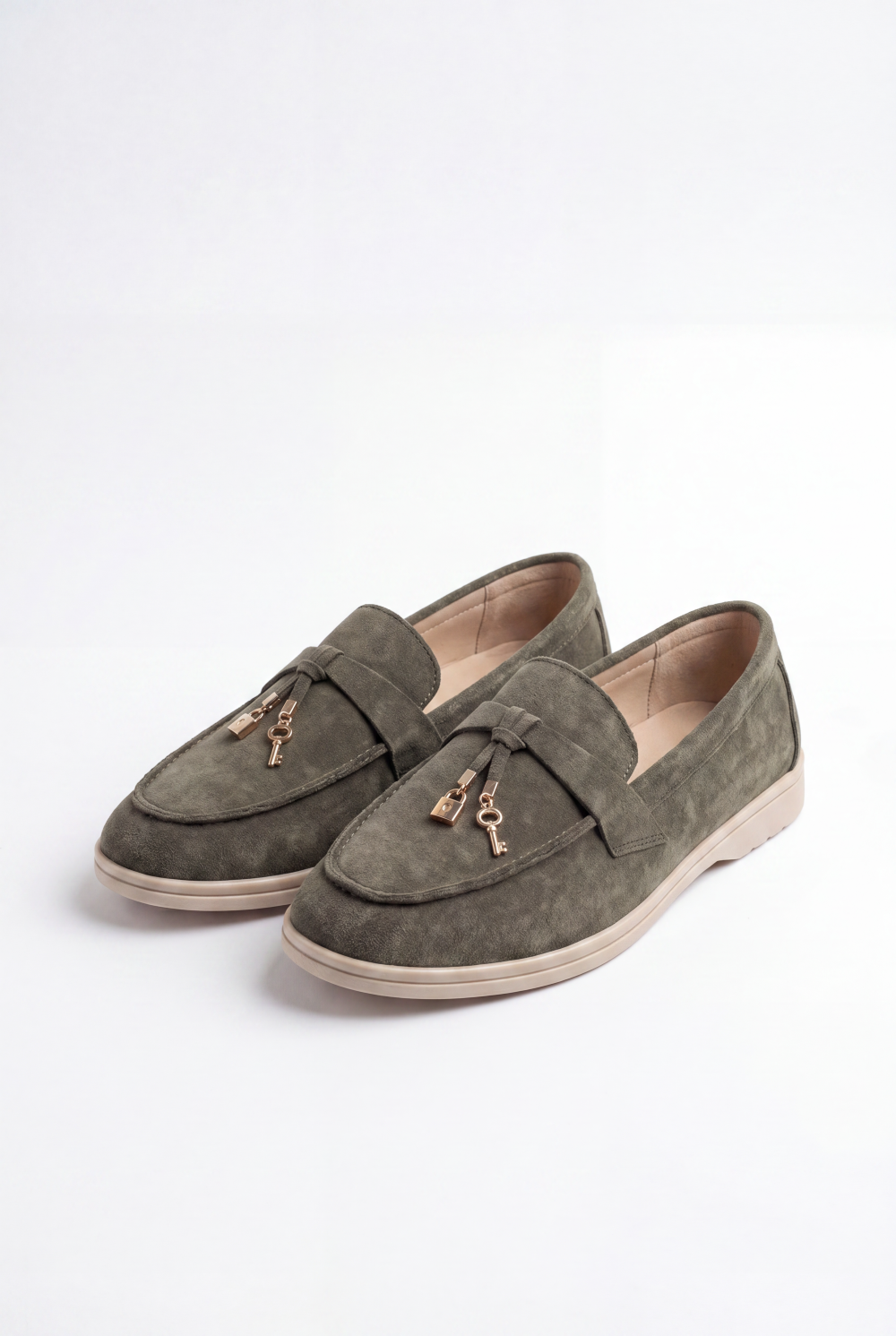 Women’s Tomato Store Loafers Featuring  Refined Slip On Design Shoes