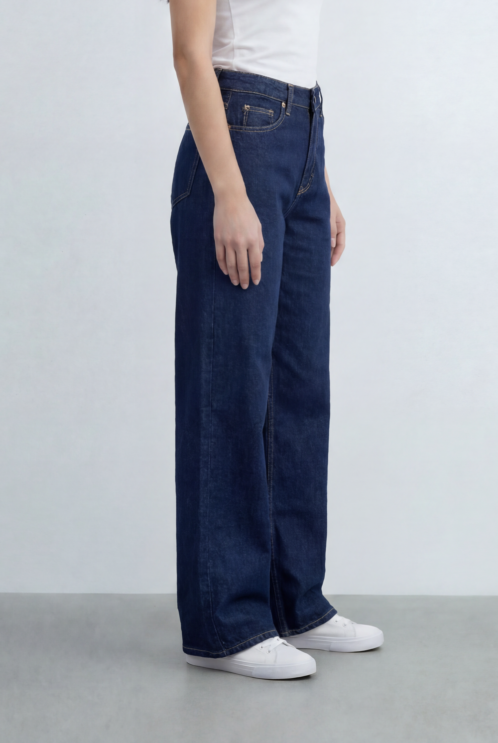 Women's Wide Leg High Rise Jeans Denim Five Pocket Style With Zip Fly Closure Tomato Store