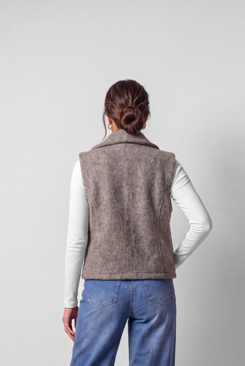 Women's Tomato Store Velvet Vest Sleeveless Wide Collar Snap Button Front Side Pockets Soft Textured Finish