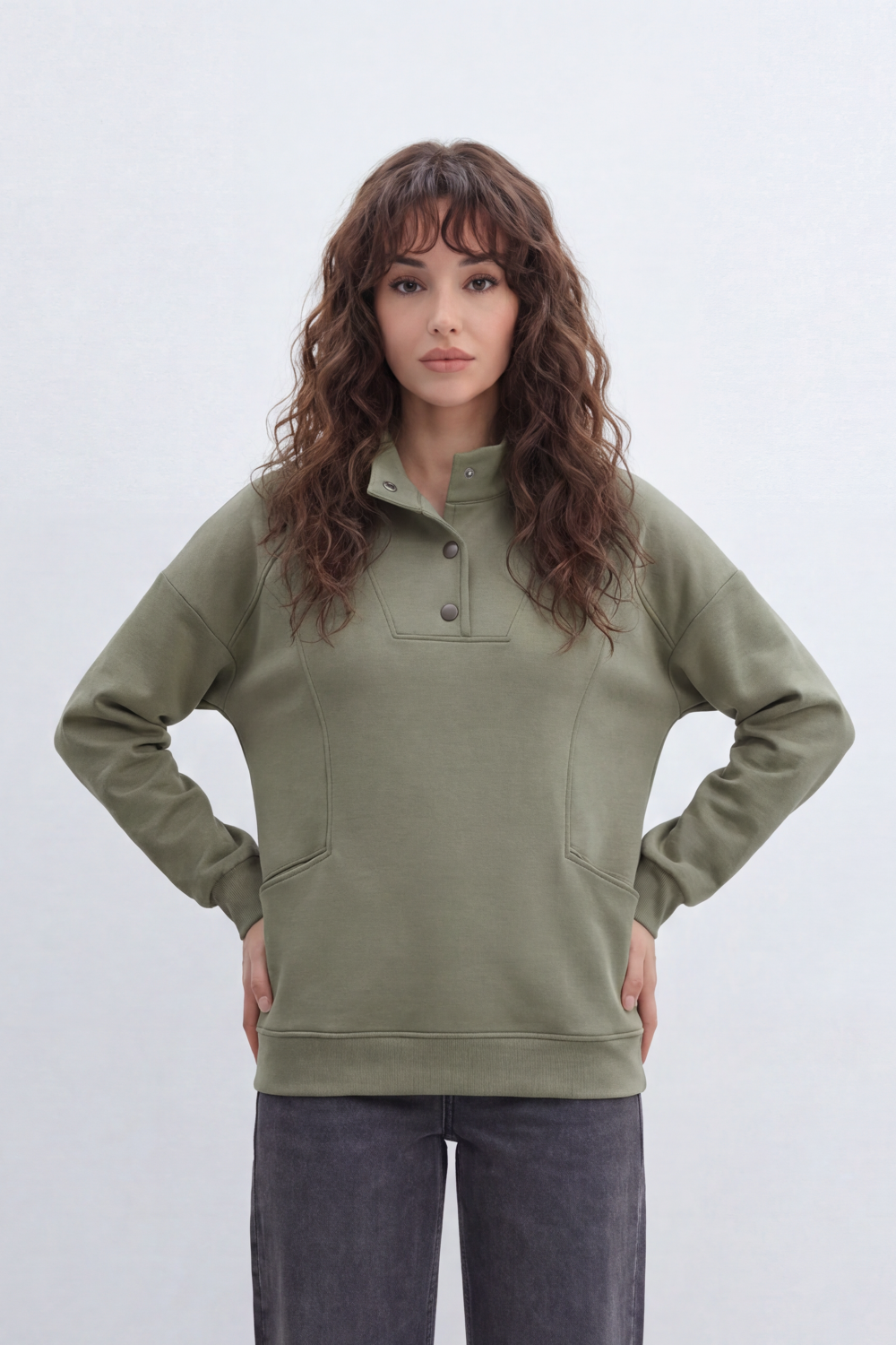 Women’s Tomato Store Snap Panel Sweatshirt Smooth Matte Surface With Front Button Placket Detail Relaxed