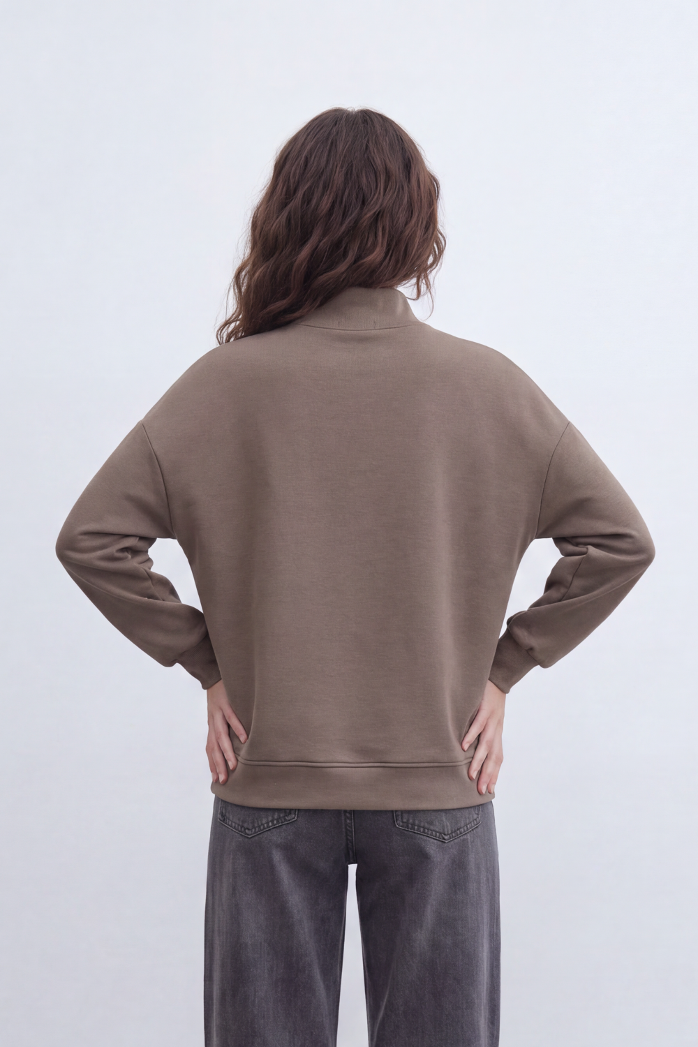 Women’s Tomato Store Snap Panel Sweatshirt Smooth Matte Surface With Front Button Placket Detail Relaxed