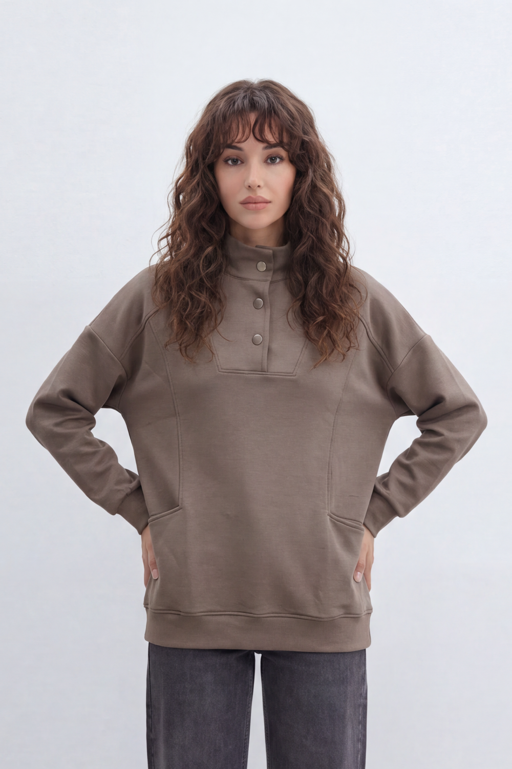Women’s Tomato Store Snap Panel Sweatshirt Smooth Matte Surface With Front Button Placket Detail Relaxed