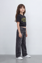 Women’s Tomato Store Cali Beach Cropped T-Shirt Front Collegiate California Typography Beach Vibes Slogan Plain Body Elastic Gathered Hem Slim Fit