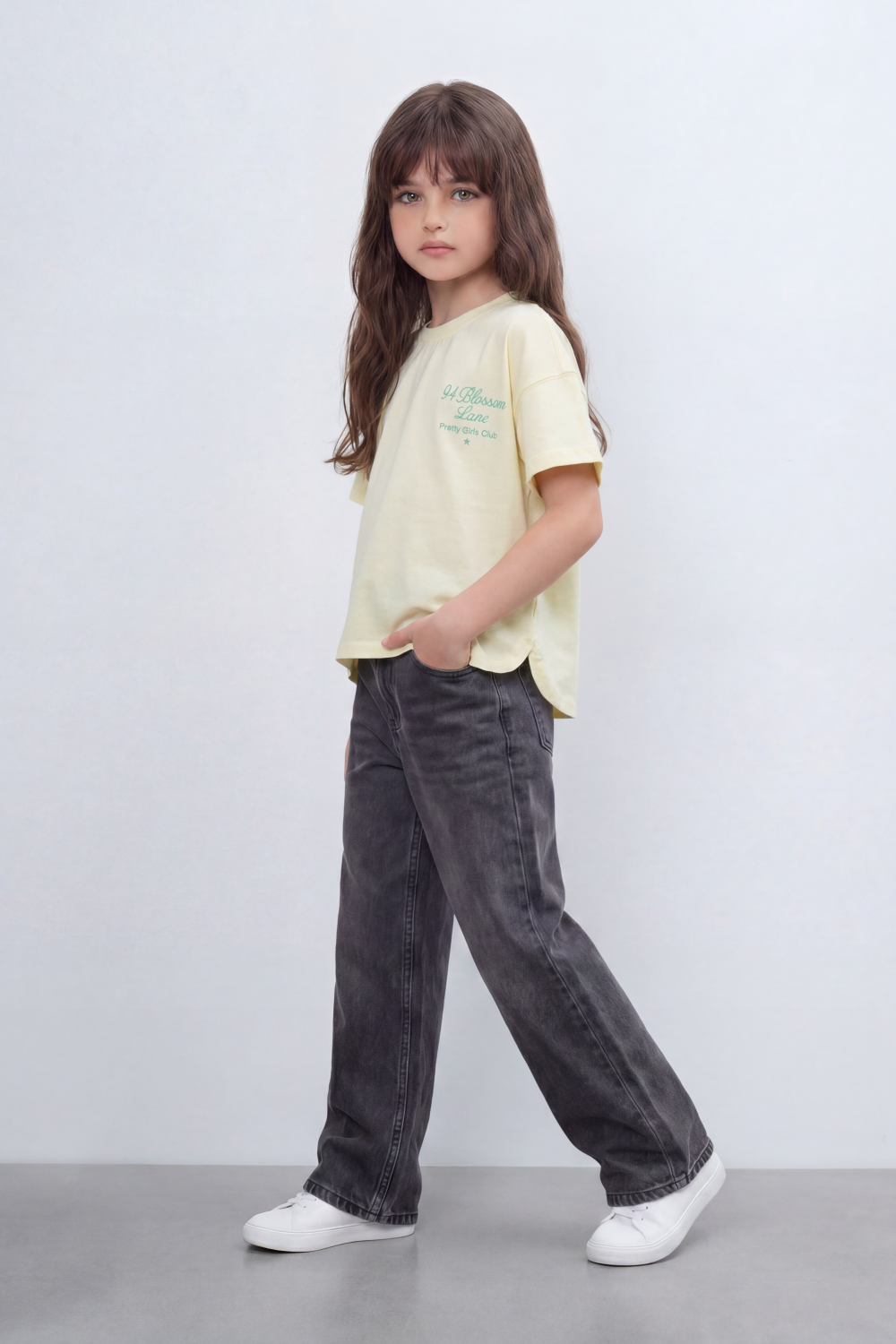 Girls’ Tomato Store Oversize T-Shirt With Smooth Jersey Texture Soft Washed Surface Small Chest Script Print Front Cropped