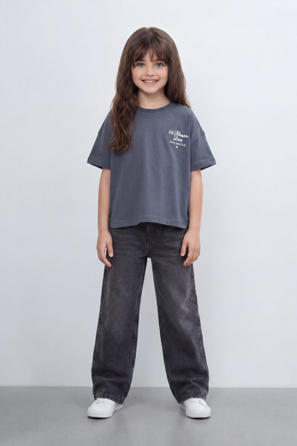 Girls’ Tomato Store Oversize T-Shirt With Smooth Jersey Texture Soft Washed Surface Small Chest Script Print Front Cropped
