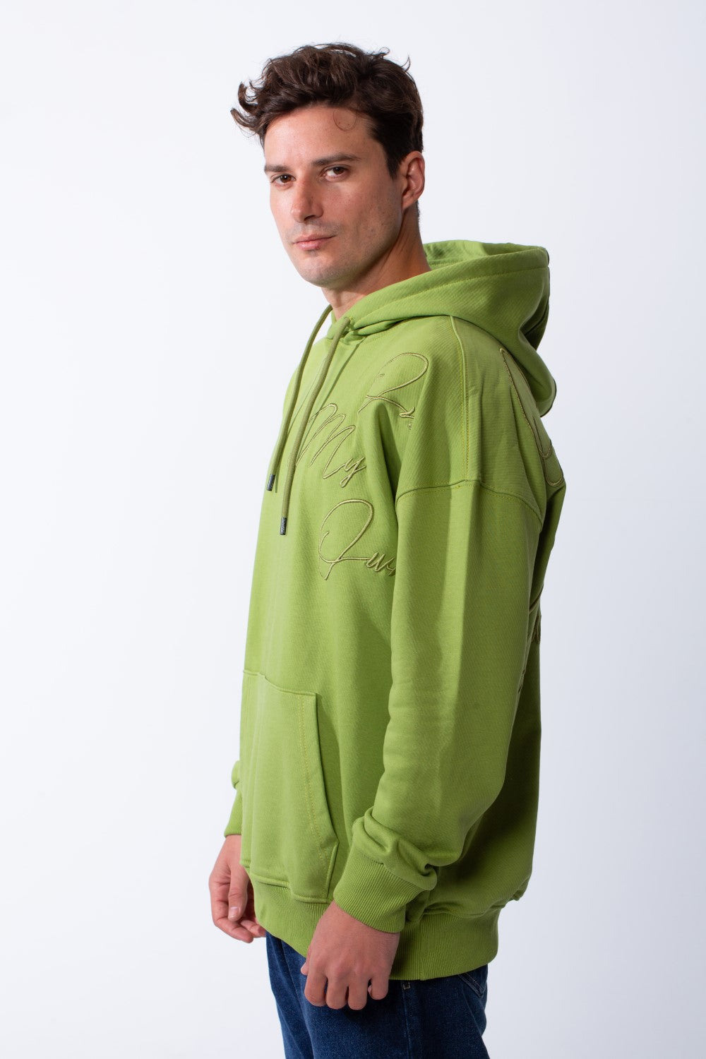 Men's Kangaroo Pockets Long Sleeves With Warp-Around Puff Text Print Comfy Regular Fit Hood Melton Sweatshirt