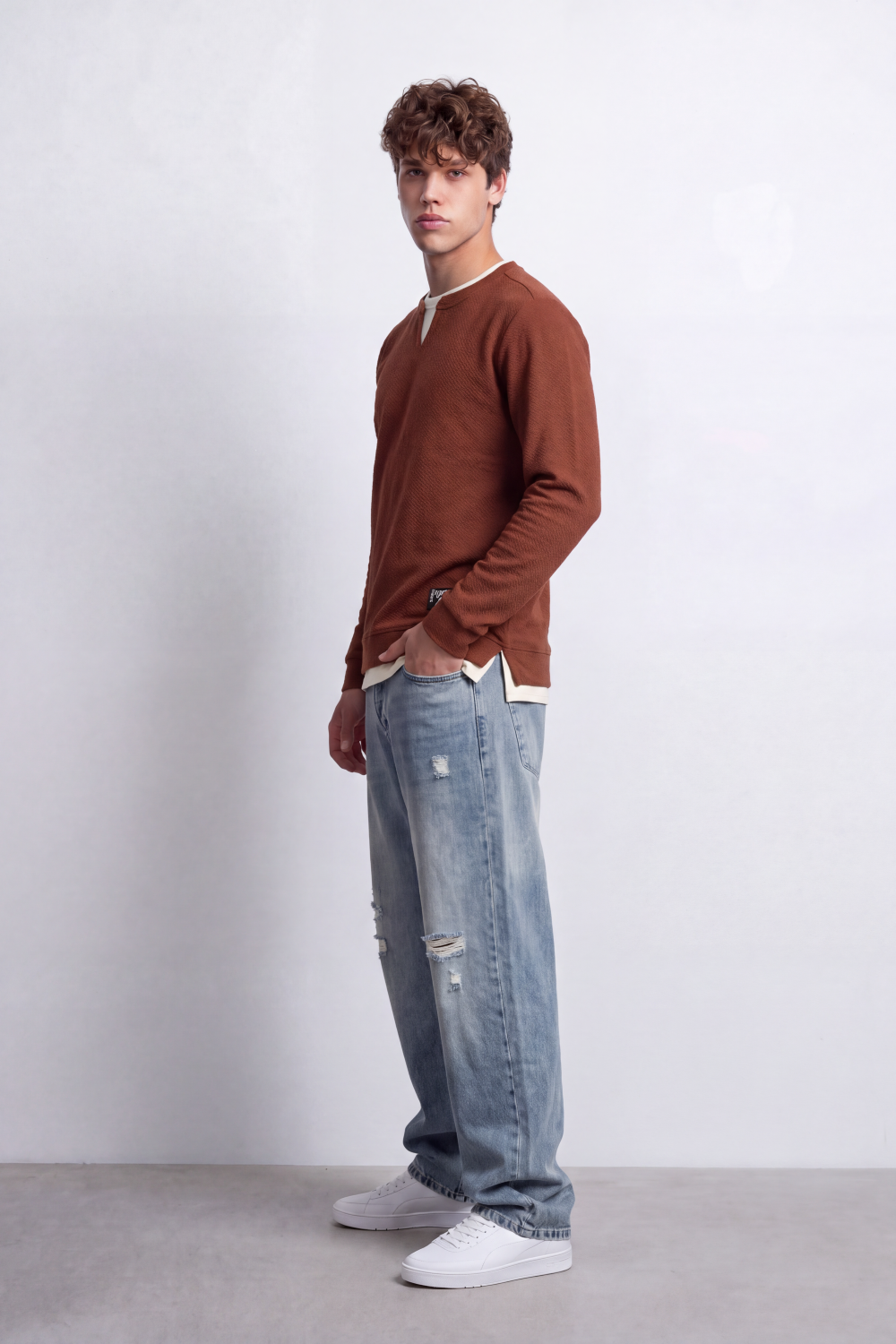 Men's Tomato Store Textured Sweatshirt V-Neck Long Sleeve Contrast Layered Neck Detail