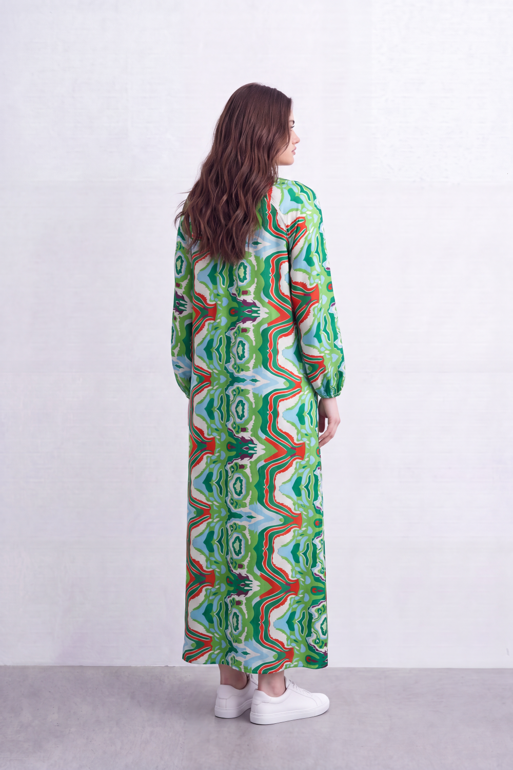Women’s Tomato Store Kaleido Flow Maxi Dress Allover Mirrored Abstract Print Creates Bold Resort Look