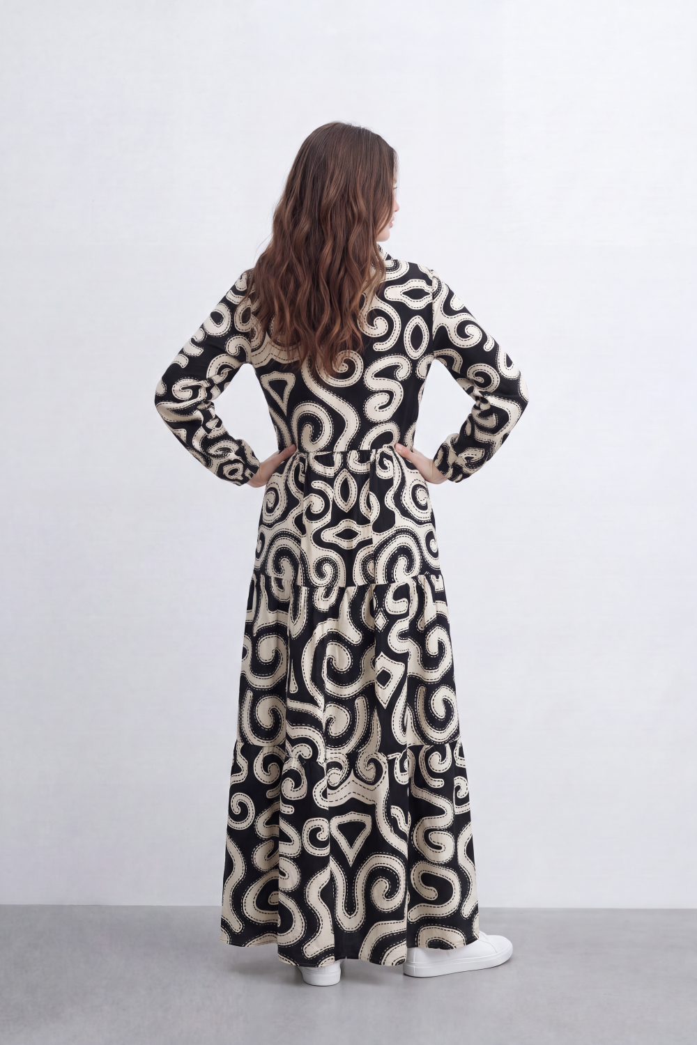 Women’s Tomato Store Baroque Muse Maxi Dress Oversized Scroll Print Covers Full Length