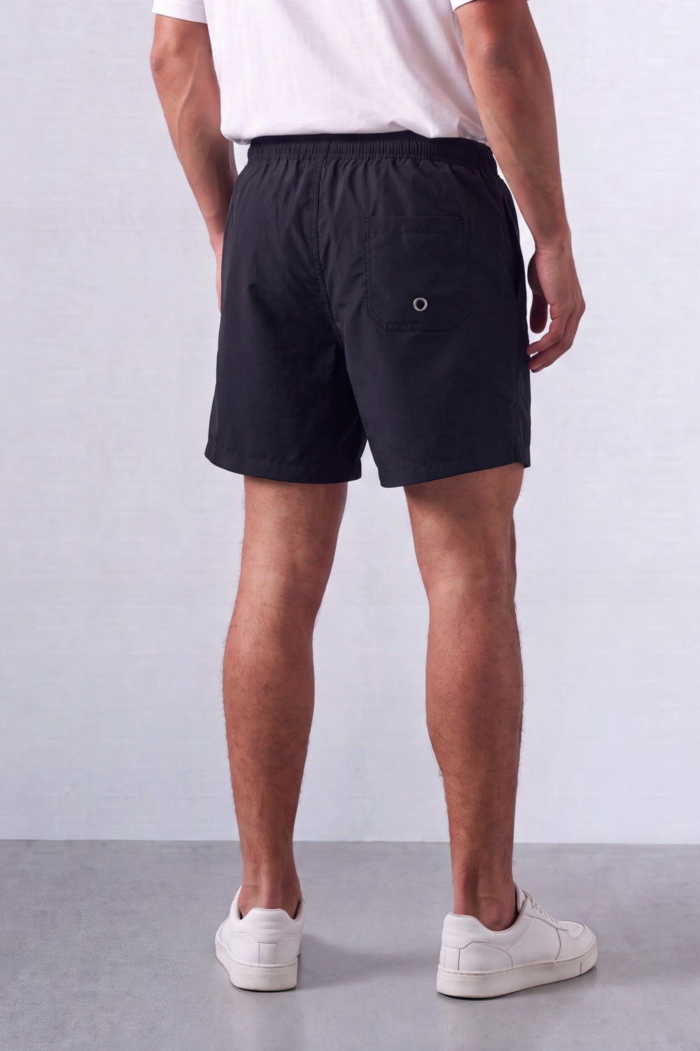 Men’s Tomato Store Shoreline Pull On Shorts Light Crinkle Surface Elastic Waist Rope Drawcord Side Pockets Back Patch Pocket Eyelet Detail Regular Fit Waterproof Above Knee Shape