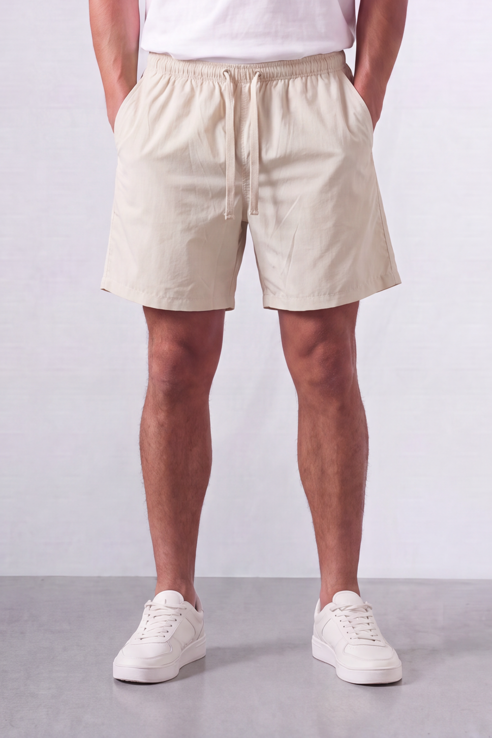Men’s Tomato Store Shoreline Pull On Shorts Light Crinkle Surface Elastic Waist Rope Drawcord Side Pockets Back Patch Pocket Eyelet Detail Regular Fit Waterproof Above Knee Shape