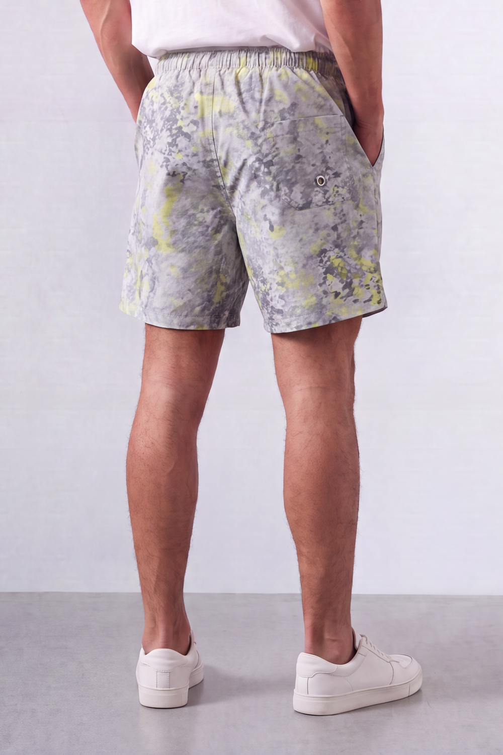 Men’s Tomato Store Acid Haze Shorts Cloud Wash Print Rope Drawcord Oversized Waterproof Side Pockets Back Eyelet Pocket Shape
