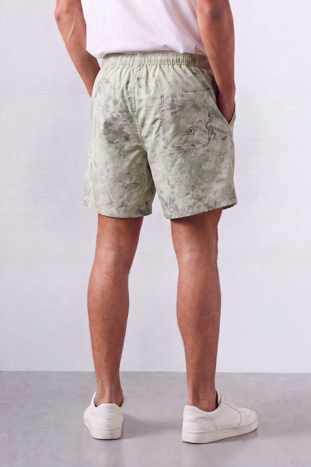 Men’s Tomato Store Acid Haze Shorts Cloud Wash Print Rope Drawcord Oversized Waterproof Side Pockets Back Eyelet Pocket Shape