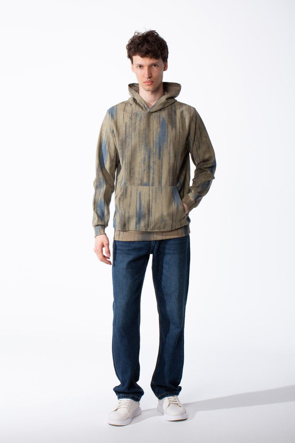 Men's Textured Waffle Knit All-Over Vertical Spray Dye Pattern Kangaroo Pocket Comfortable Slim Fit Sweatshirt
