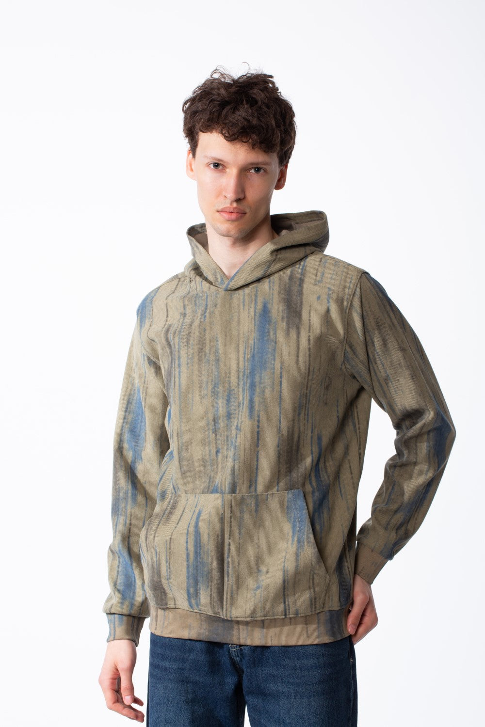 Men's Textured Waffle Knit All-Over Vertical Spray Dye Pattern Kangaroo Pocket Comfortable Slim Fit Sweatshirt
