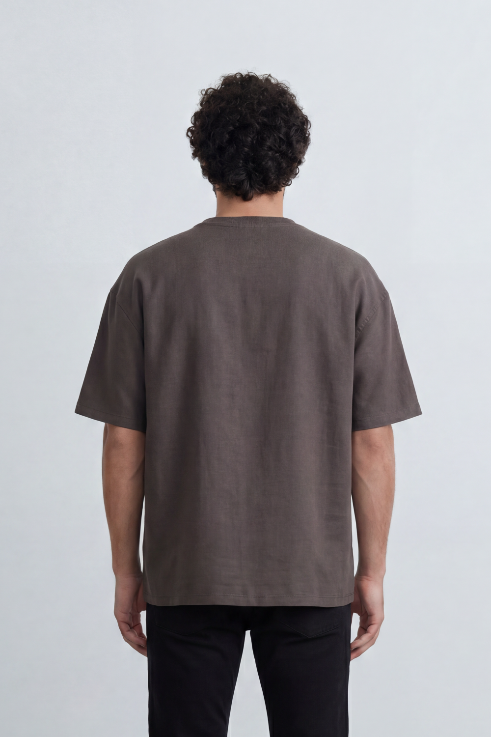 Men’s Tomato Store Summit Logo Oversize T-Shirt Made From Jersey Fabric With Clean Solid Surface Center Chest Mountain Artwork Print