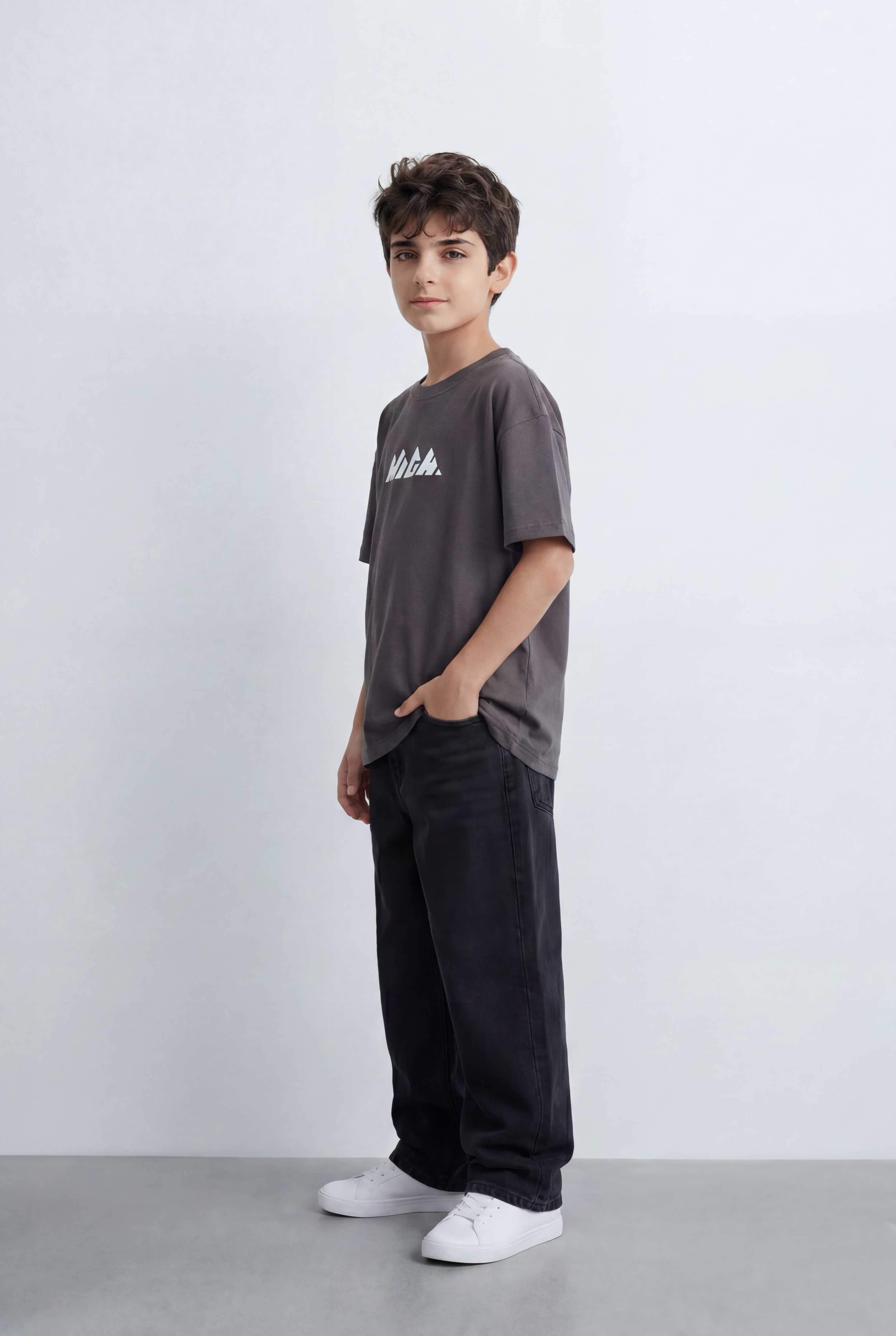 Boy's Tomato Store Summit Mark Oversized T-Shirt Plain Dyed Surface Center Mountain Logo Print