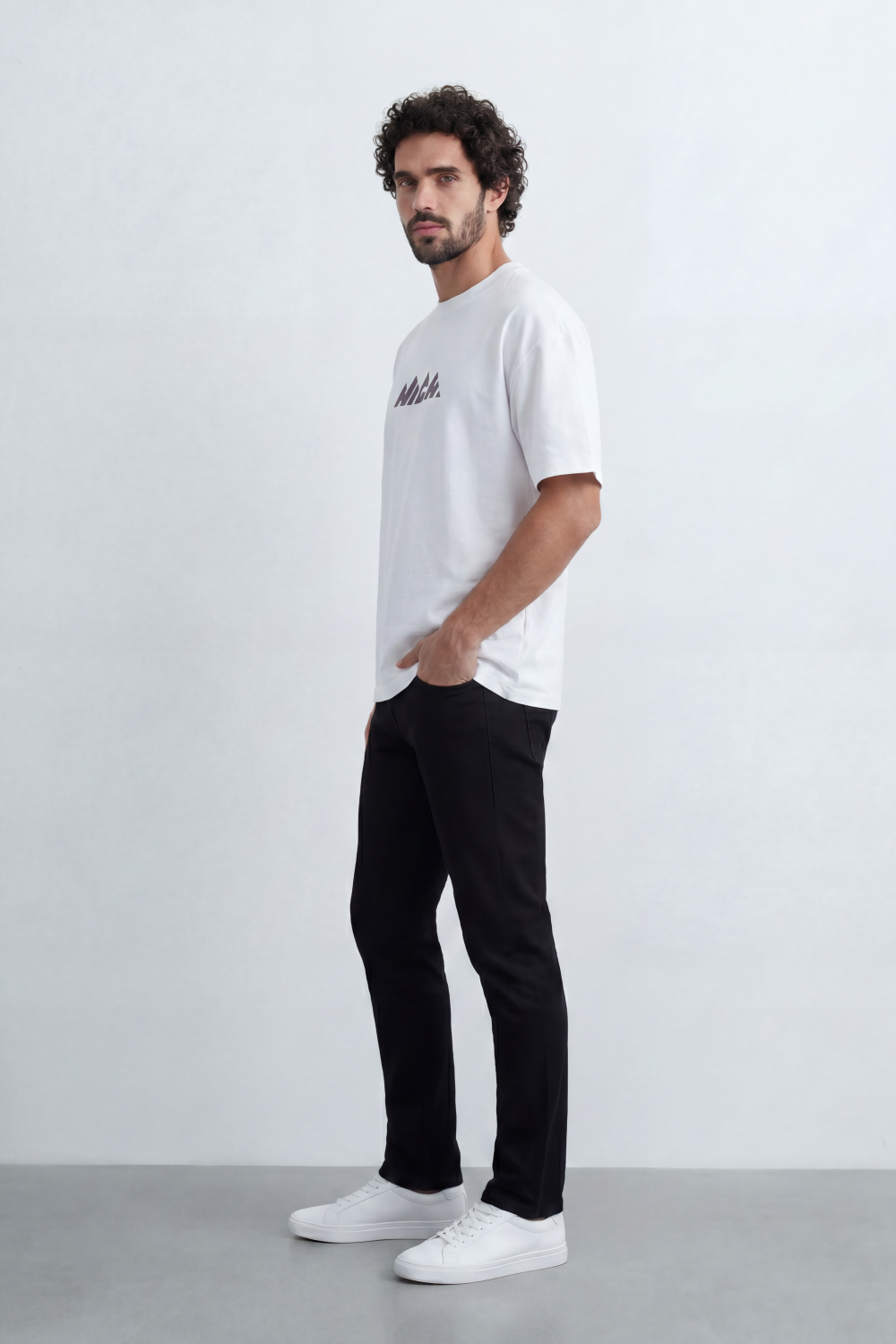 Men’s Tomato Store Summit Logo Oversize T-Shirt Made From Jersey Fabric With Clean Solid Surface Center Chest Mountain Artwork Print