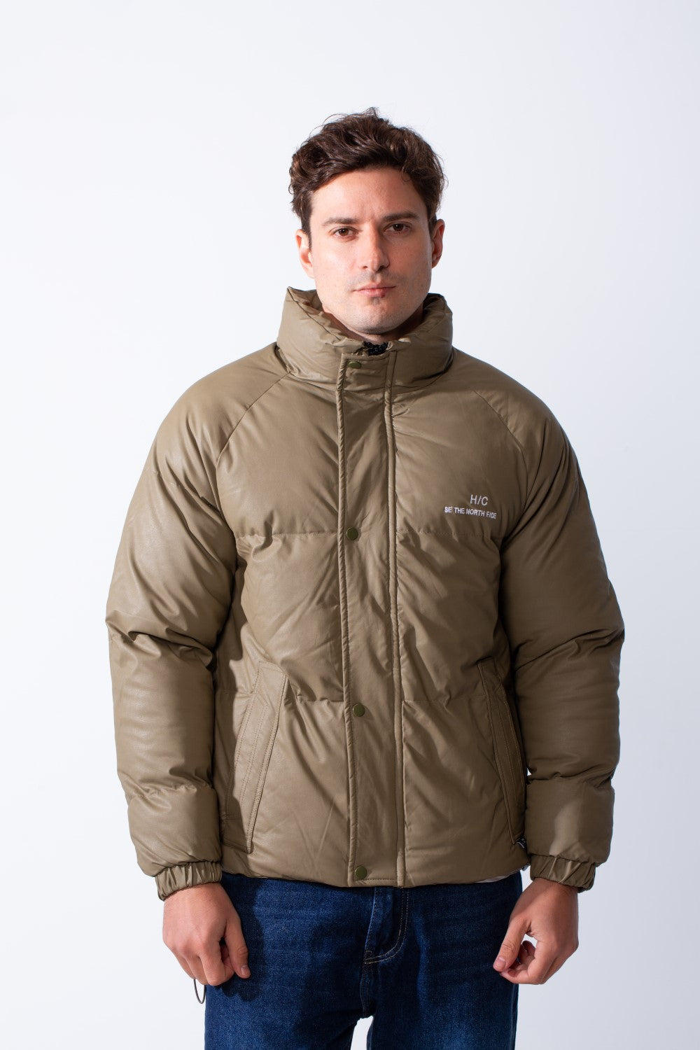 Men's High Stand Collar Full Front Zipper With Snap Buttons Side Pockets Small Chest Logo Detail Puffer Thermal Leather Pox Fit Jacket