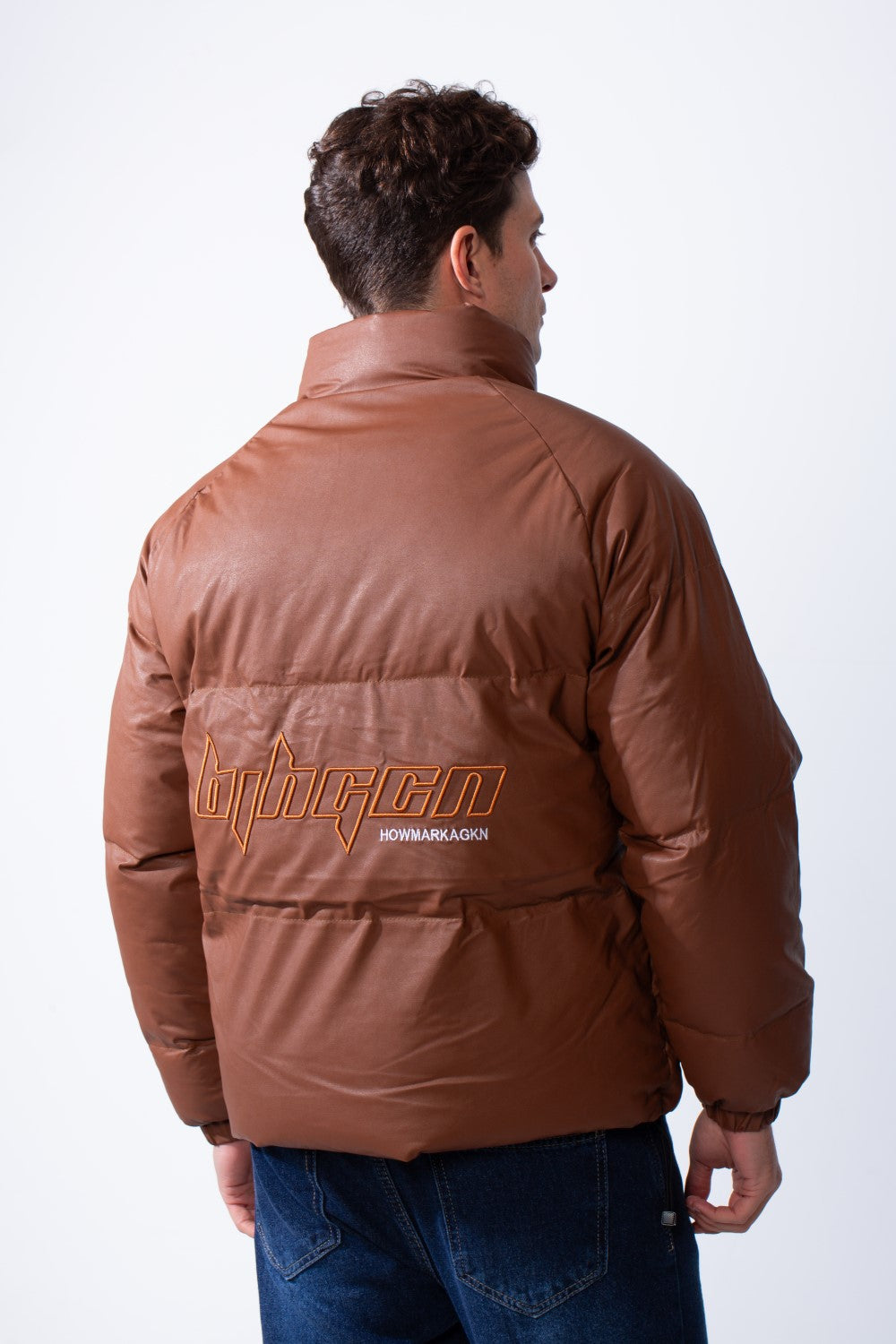 Men's High Stand Collar Full Front Zipper With Snap Buttons Side Pockets Small Chest Logo Detail Puffer Thermal Leather Pox Fit Jacket
