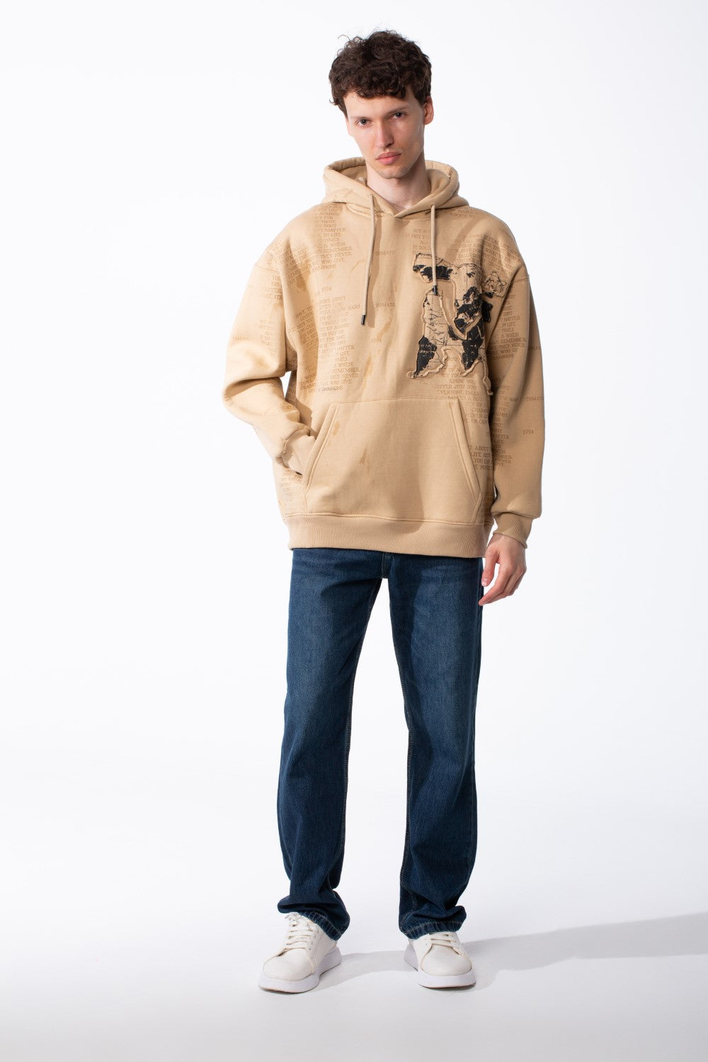 Men's Heavyweight Oversized Sweatshirt Chest Raw-Edged Map Applique Print Classic Kangaroo Pocket