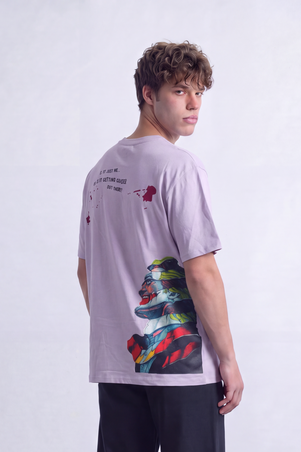 Men's Tomato Store Graphic T-Shirt Bold Artistic Back Illustration Slogan Detail Drop Shoulder Slim Fit