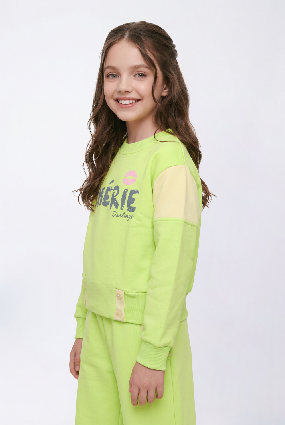 Girl's Two-Piece Set Vibrant Color Block Design Crew Neck Playful Graphic Print Cozy Warmth Trendy Slim Fit Melton Outfit