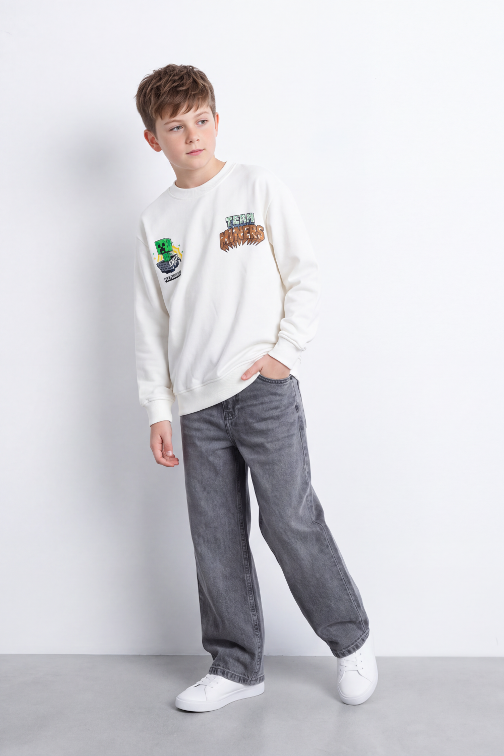 Boy's Tomato Store Winter Fleece Sweatshirt Bold Pixel Game Back Graphic Oversize