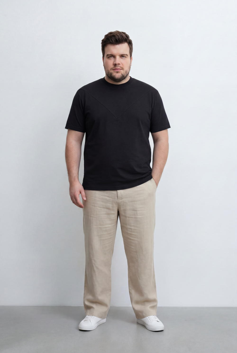 Men’s Tomato Store Big Size Crew Neck T-Shirt Featuring Distinctive V Seam Detail Across The Chest