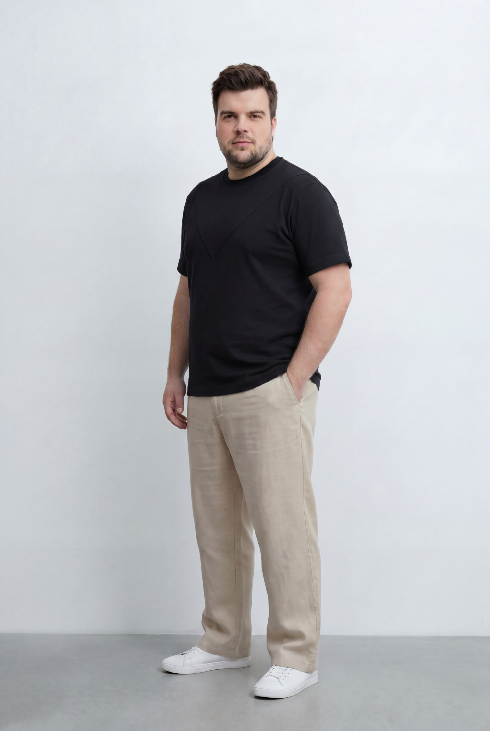 Men’s Tomato Store Big Size Crew Neck T-Shirt Featuring Distinctive V Seam Detail Across The Chest