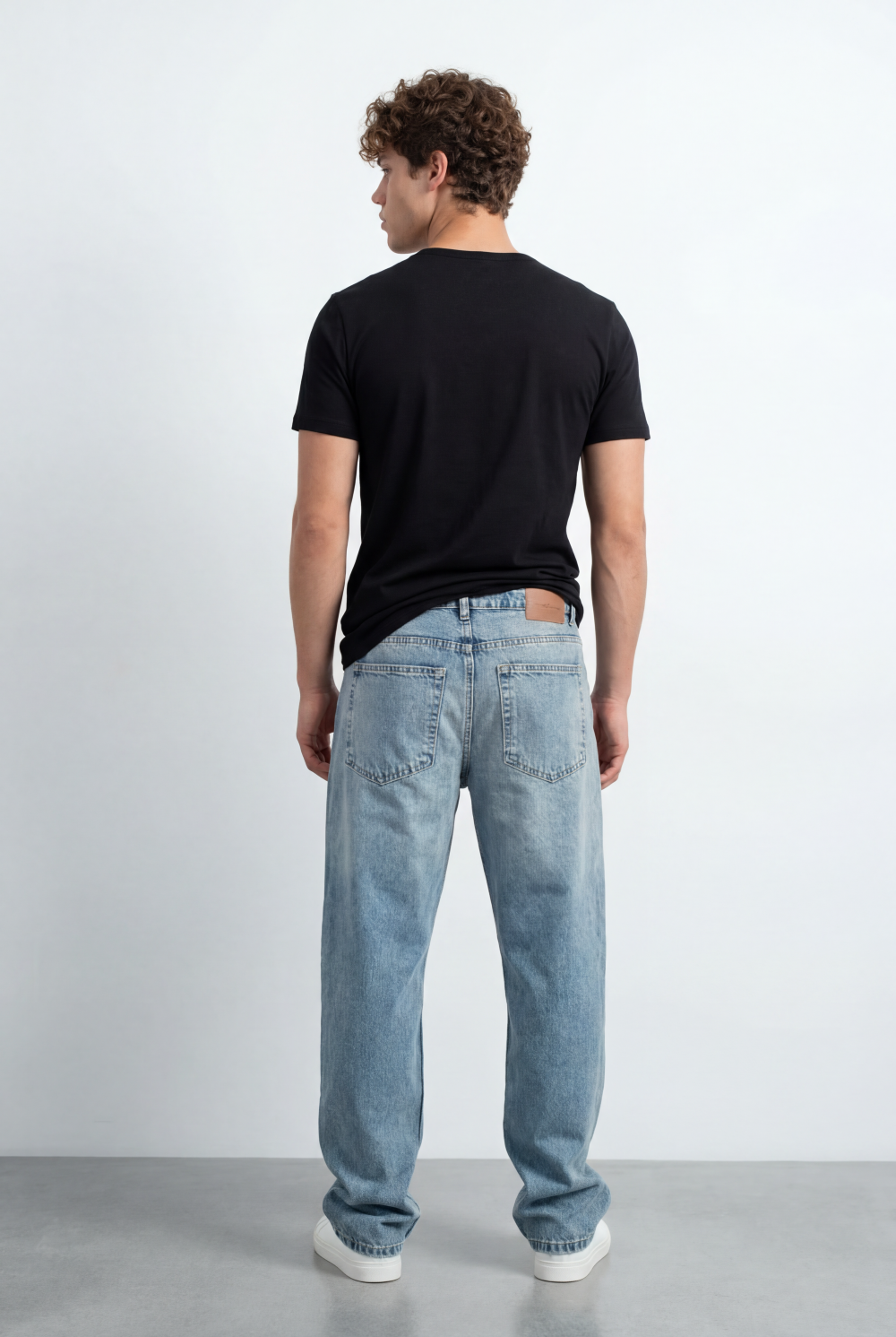 Men’s Tomato Store Crew Neckline Short Sleeves Base Layer Relaxed Professional And Casual T-Shirt
