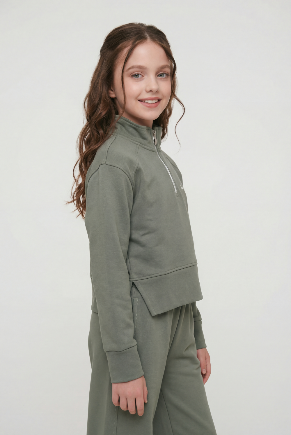 Girl’s Quarter Zip Funnel Neck Co-Ord Set Side-Slit Hem Comfortable Aesthetic Slim Fit Outfit