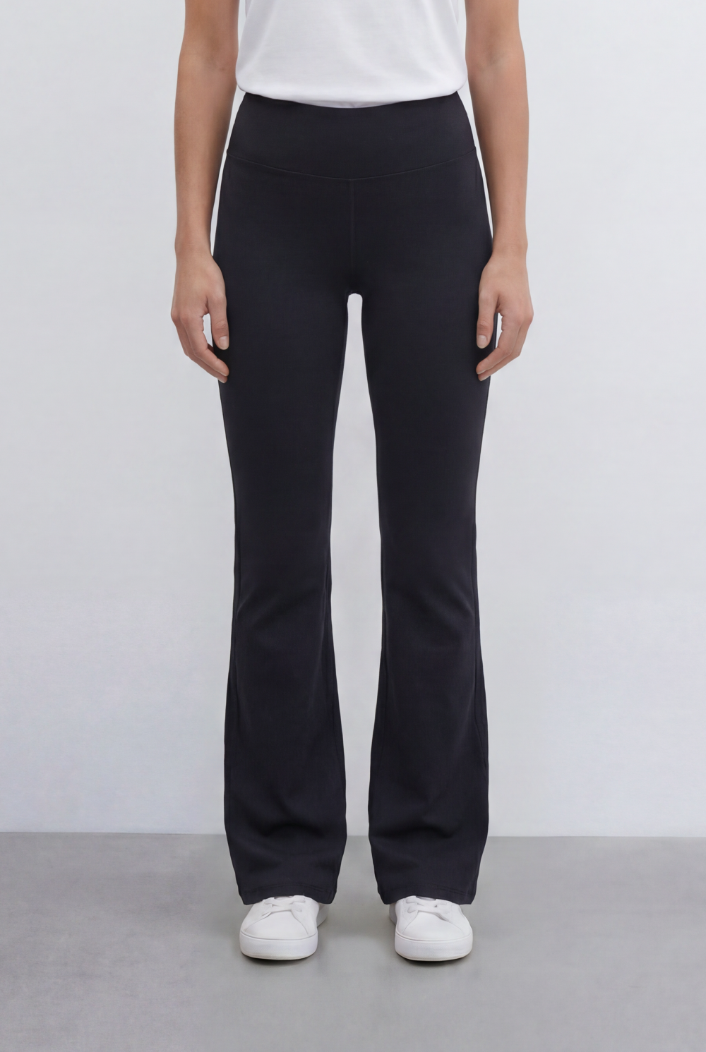 Women’s Tomato Store Moves With Flared Leg Silhouette Smooth Stretch Fit Leagn