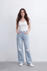 Women's Tomato Store Light-Wash Denim Pants Distressed Knee Detail High-Rise Waist Relaxed