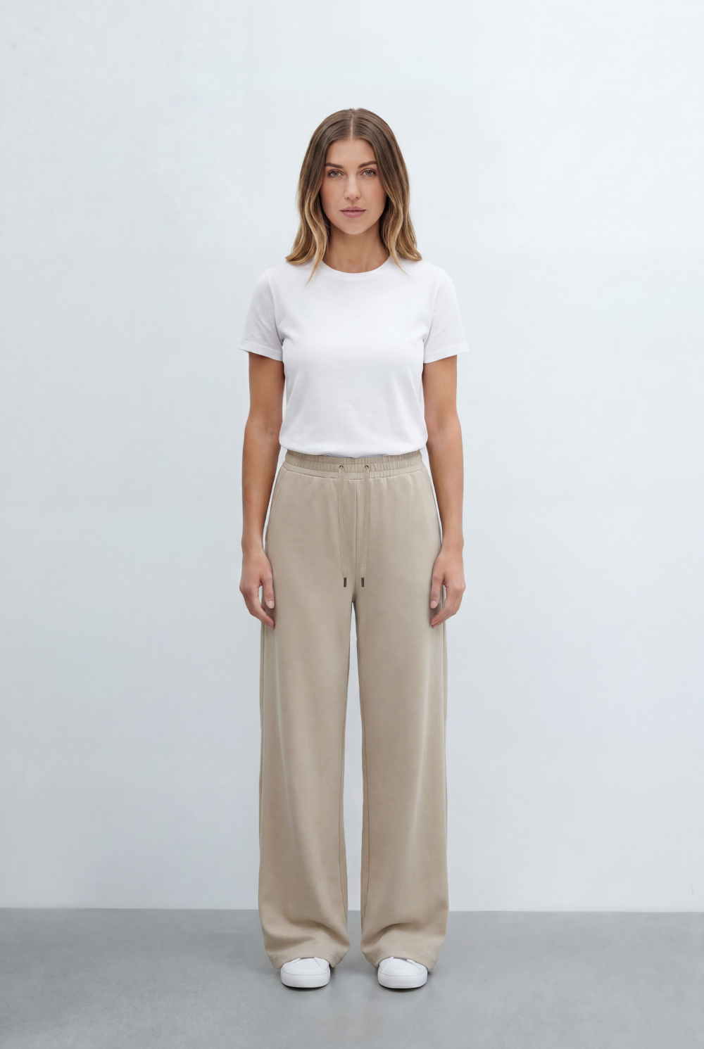 Women’s Tomato Store Basic Sweatpants Wide Leg Silhouette