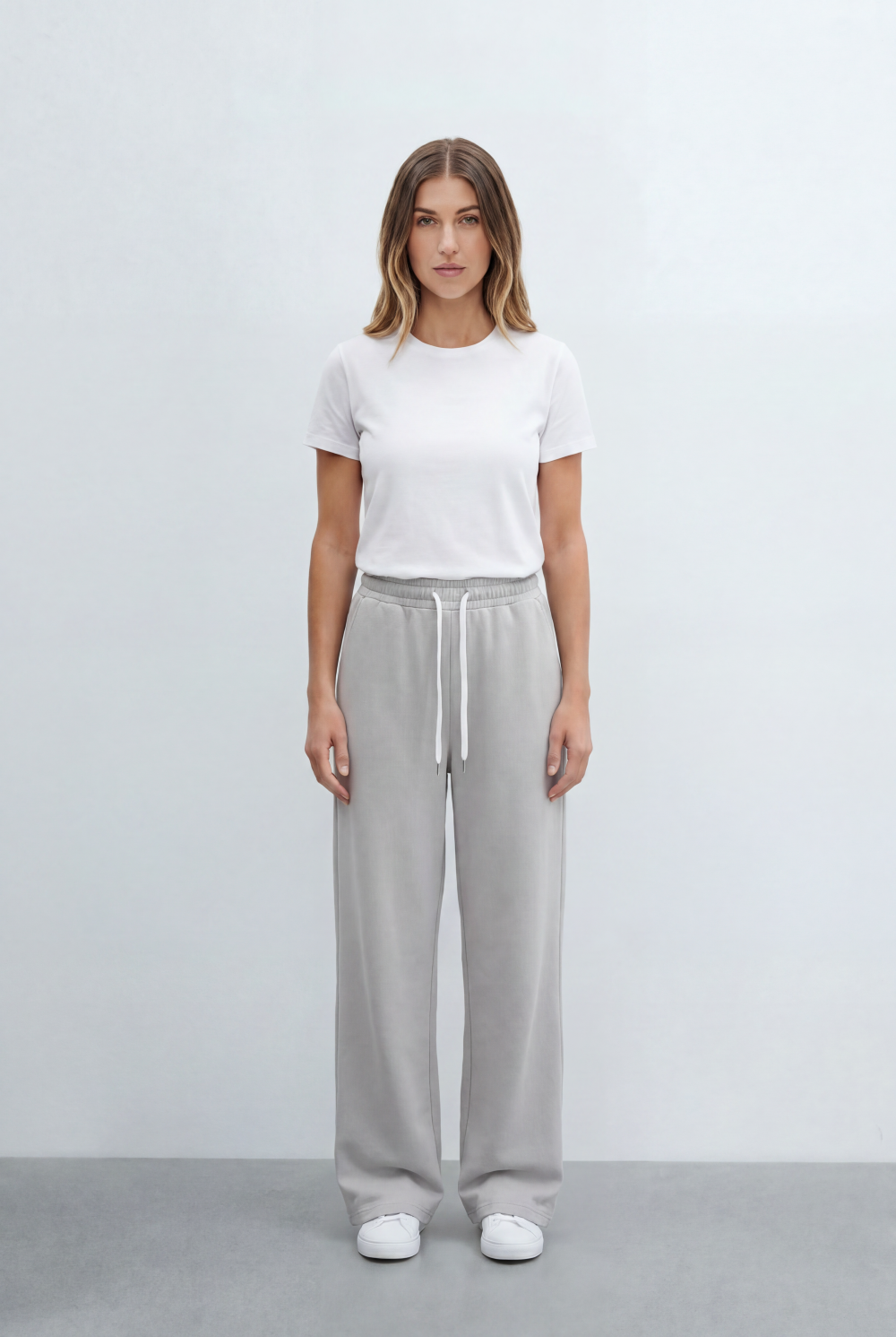 Women’s Tomato Store Basic Sweatpants Wide Leg Silhouette